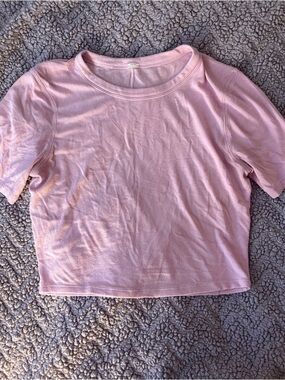 lululemon athletica Pink Short Sleeve Cropped Top